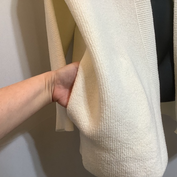 Devoted Cardigan Women’s Size Medium Open Front Knit Pockets Cream - Picture 2 of 12